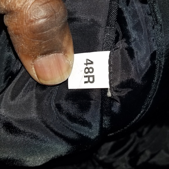 Carlo Zarelli designer suit. - Picture 2 of 6